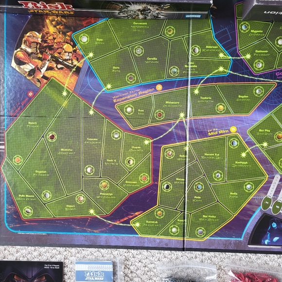RISK Star Wars Clone Wars Edition Game (Missing only 1 blk troop & 1 tank) - Picture 7 of 11